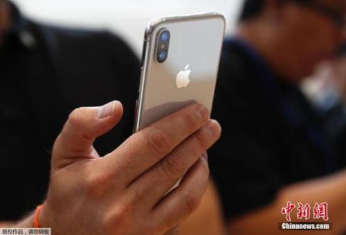 日華媒：愛手機多于愛孩子？家長應(yīng)設(shè)親子時間